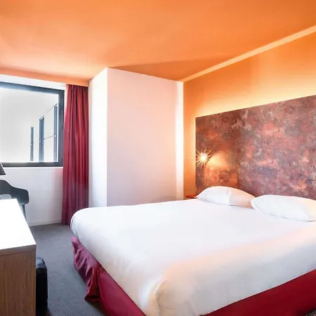 Ibis Styles Cite Espace מלון