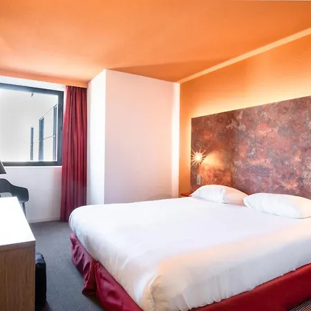 Ibis Styles Cite Espace Hotel 3*