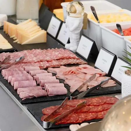 מלון Ibis Styles Cite Espace 3*