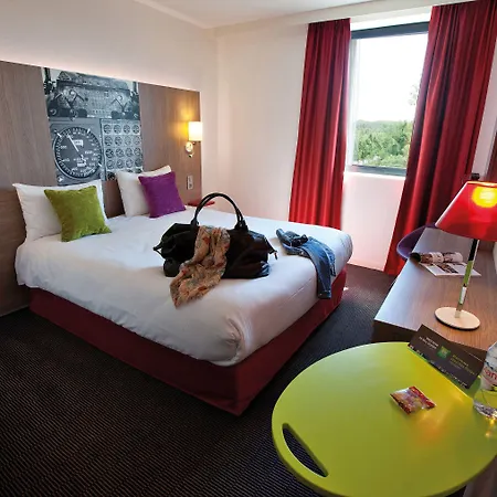 Ibis Styles Cite Espace מלון 3*