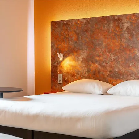 Ibis Styles Cite Espace Hotel 3*