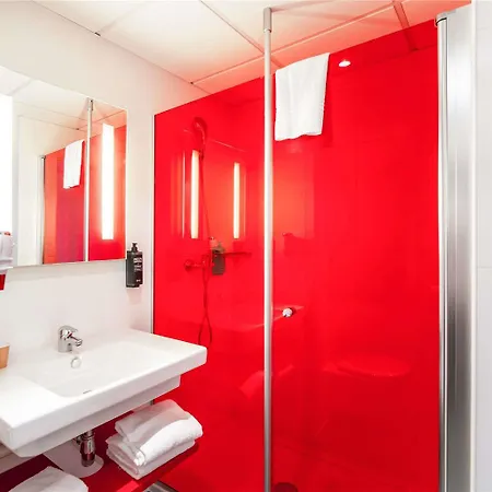 Ibis Styles Cite Espace Hotel 3*
