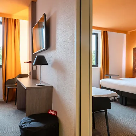 Ibis Styles Cite Espace 호텔