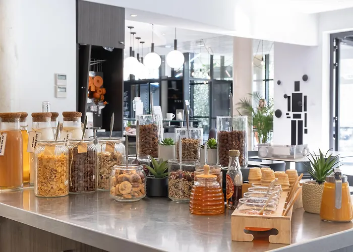 Ibis Styles Cite Espace Otel 3*