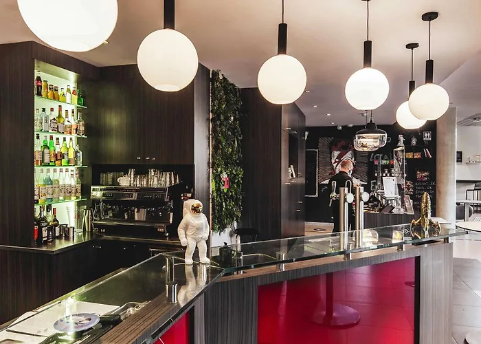 Ibis Styles Cite Espace Otel 3*