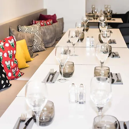 Ibis Styles Cite Espace 호텔